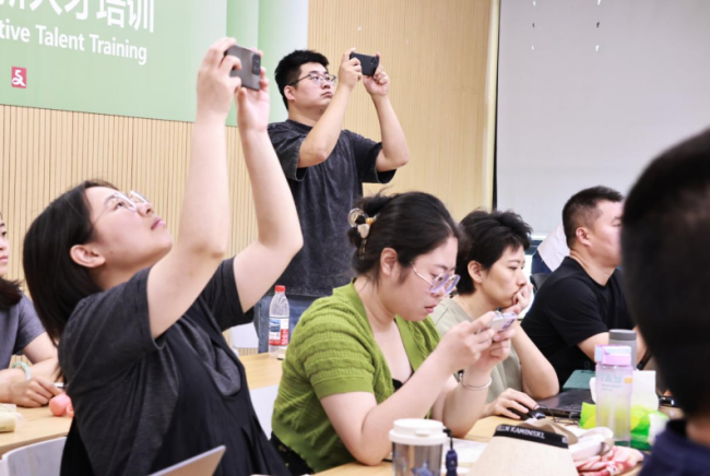 展览的展览—《博物馆展陈空间筹算改动东说念主才培训》终期评图暨后果展在中央好意思术学院建筑学院开展